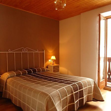 Apartaments La Llucana Барруэра Экстерьер фото