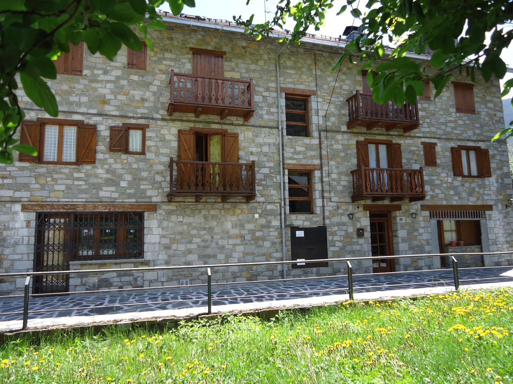 Apartaments La Llucana Барруэра Экстерьер фото
