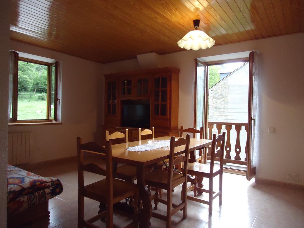 Apartaments La Llucana Барруэра Экстерьер фото